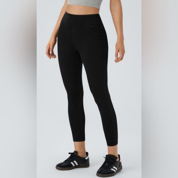 HALARA Black Legging Pants - Picture 1 of 7